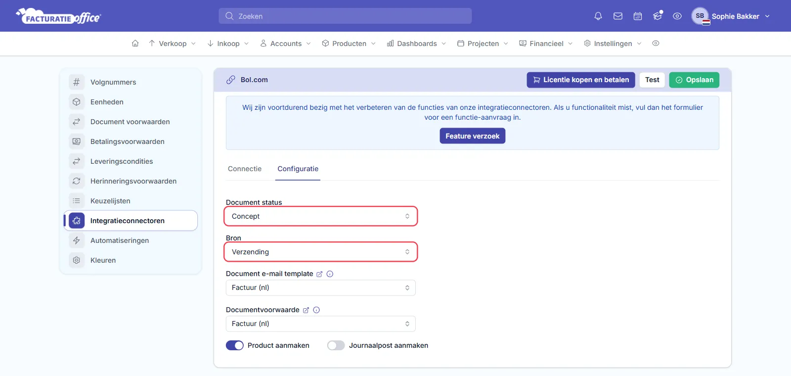 Het tabblad Configuratie van de Bol.com-koppeling met Document status Concept, Bron Verzending, Document e-mail template en Documentvoorwaarde op Factuur (nl), Product aanmaken aan en Journaalpost aanmaken uit; Document status en Bron zijn rood omlijnd