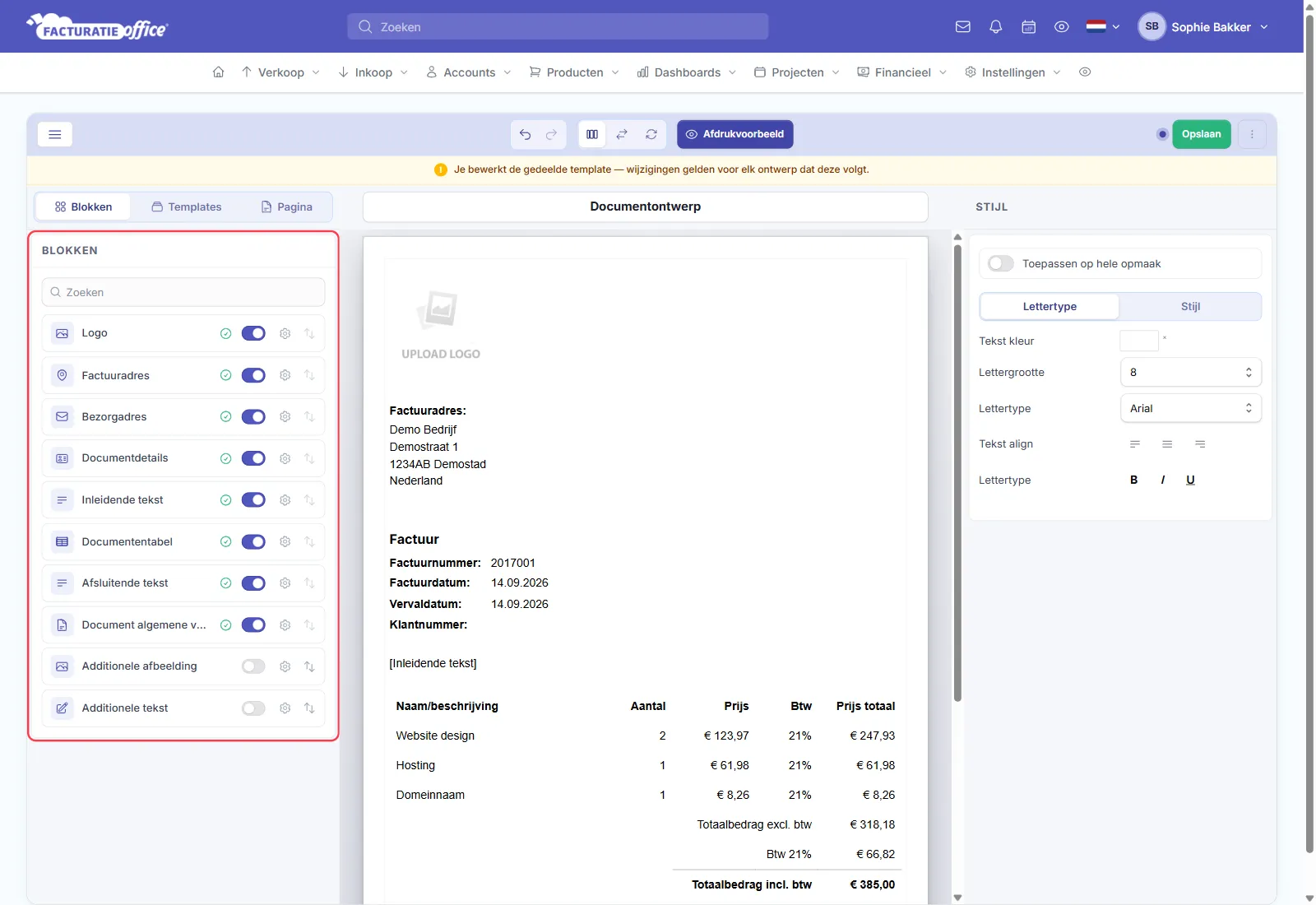 De document template-editor in Facturatie Office met links onder BLOKKEN de blokken Logo, Factuuradres, Bezorgadres, Documentdetails, Inleidende tekst, Documententabel, Afsluitende tekst, Document algemene voorwaarden, Additionele afbeelding en Additionele tekst, elk met een schakelaar, en in het midden een voorbeeld van de factuur; de lijst met blokken is rood omlijnd