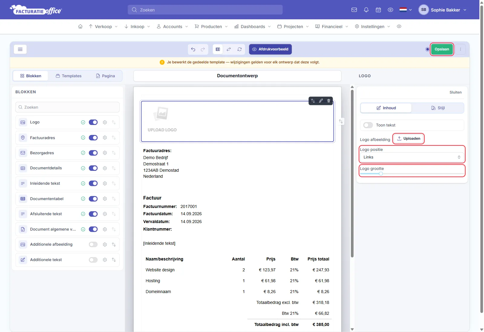 De document template-editor in Facturatie Office met het blok Logo geselecteerd en rechts het paneel Logo met de tabbladen Inhoud en Stijl, de schakelaar Toon tekst, Logo afbeelding met de knop Uploaden, Logo positie en Logo grootte; Uploaden, Logo positie, Logo grootte en de knop Opslaan zijn rood omlijnd