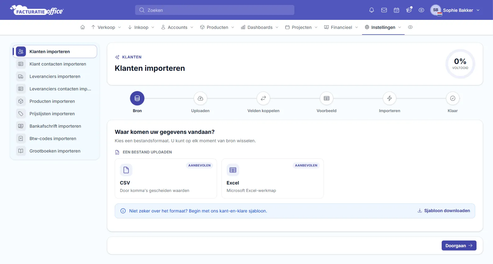 Importwizard voor klanten: kies een CSV- of Excel-bestand, met importeren voor contacten, leveranciers, producten en prijslijsten